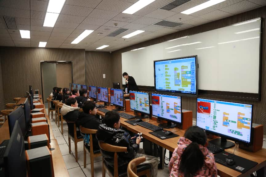 图片2.png 图片2.png